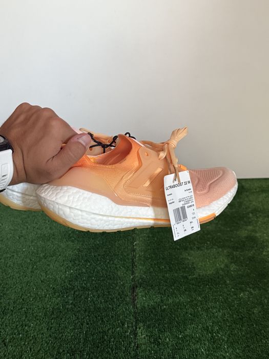 Adidas Ultraboost 22 W