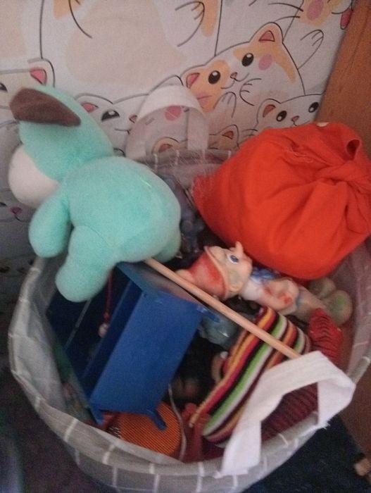 Отдам игрушки бесплатно, мы уже выросли.