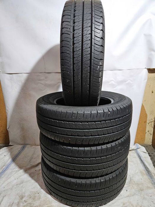 4бр 215/65/16С GOODYEAR 10мм грайфер дот:22г Предлагаме монтаж++