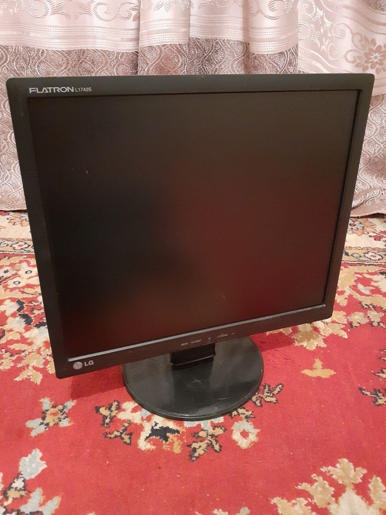 Monitor LG 17 dumm