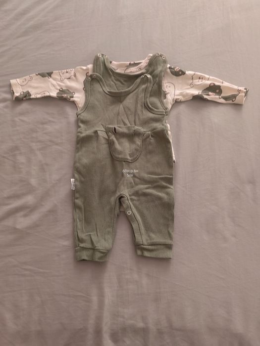 Лот бебешки дрехи по 3/5 и 7 лв.