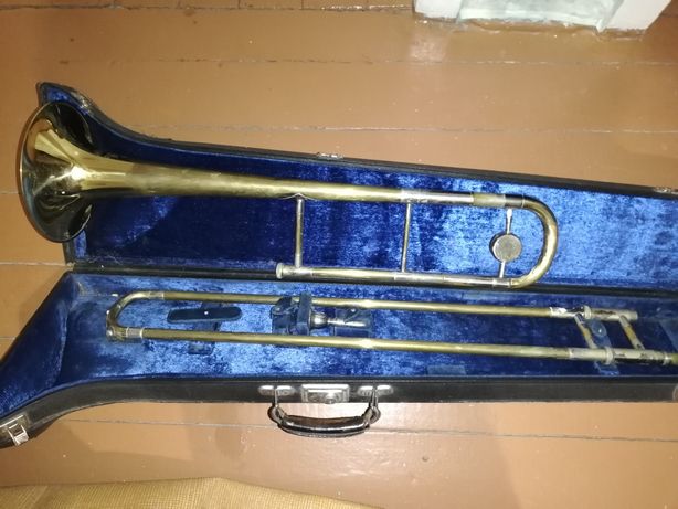 Продам тромбон в футляре фирмы B&S производства Германии