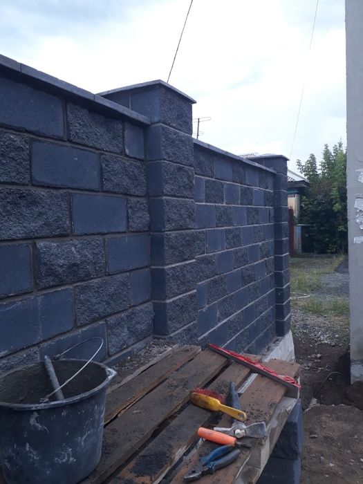 Каменщик ищет работу