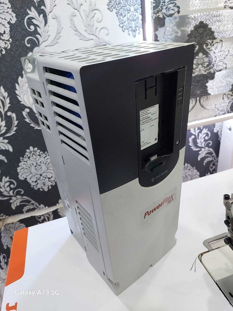 Invertor "Allen-Brandley PowerFlex 755"