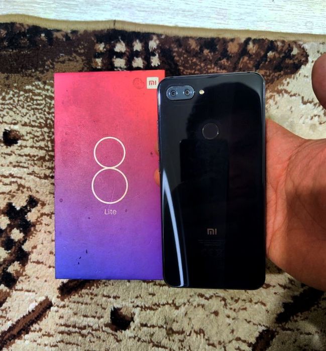 Xiaomi Mi 8 Lite