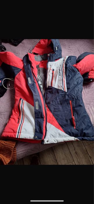 Лыжный костьюм , состояние идеальное