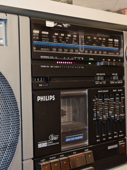 Vând casetofon Philips D8534 - 1986, stereo, Radio 4 benzi