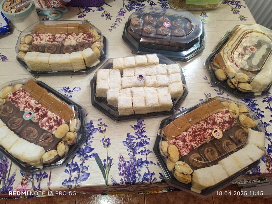 Prăjituri și cozonac