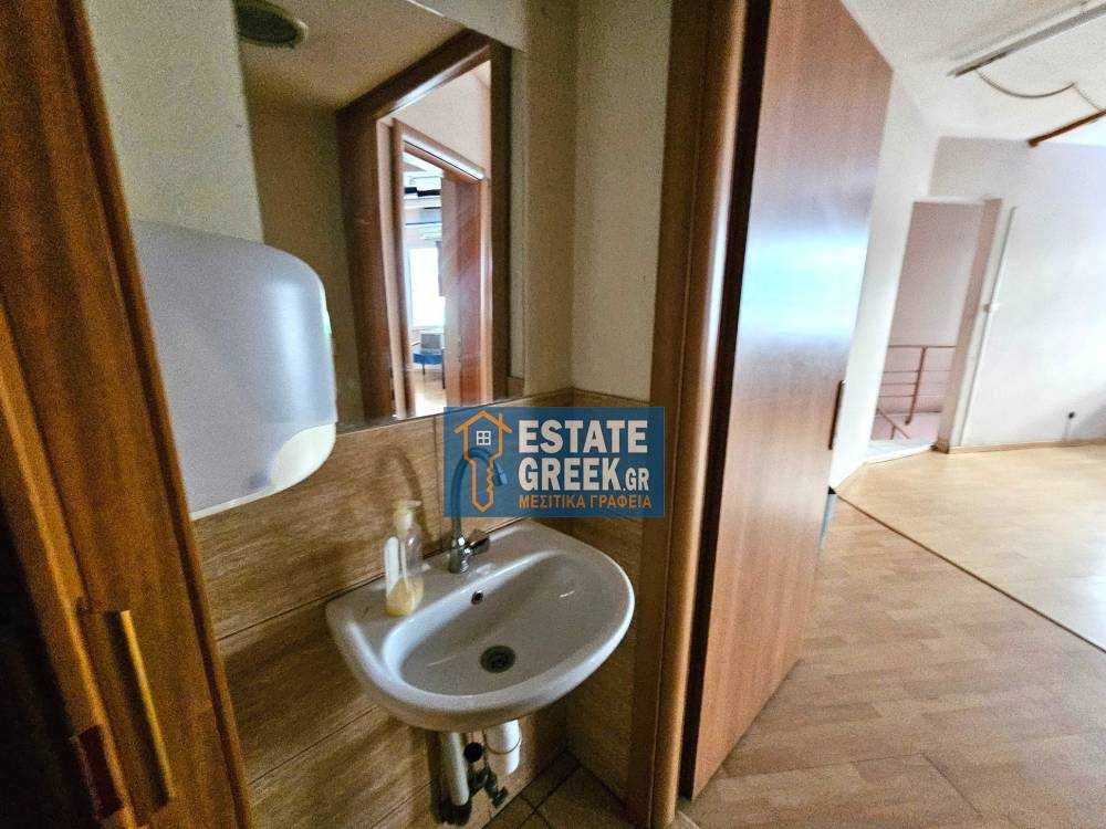 Продажба на 2 магазина по 100 кв.м. в Венизелу Кавалас (код 4695)