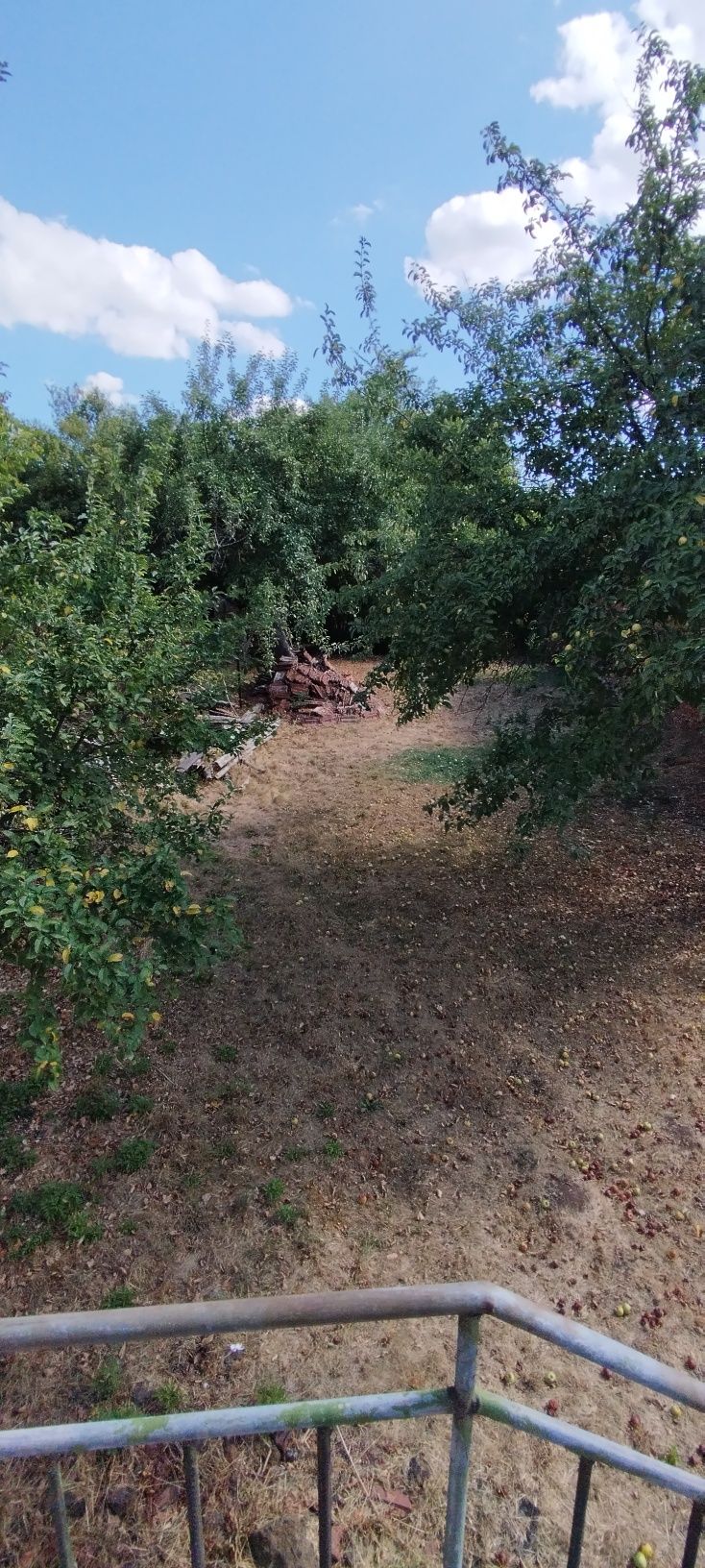 Продава се къща в село Калище, област Перник