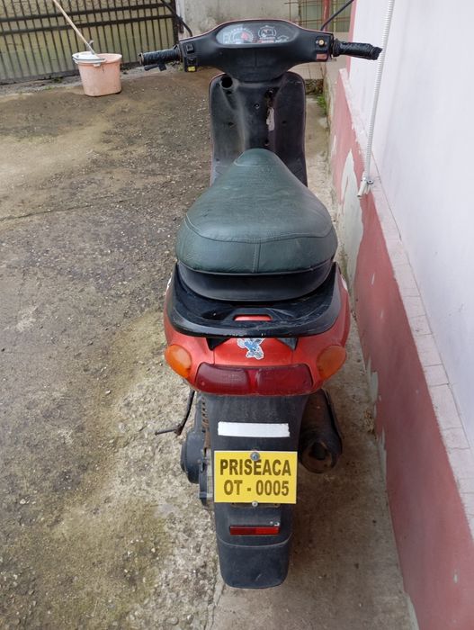 Vind scuter de 49 cm3 înscris pe primărie perfect fuctional