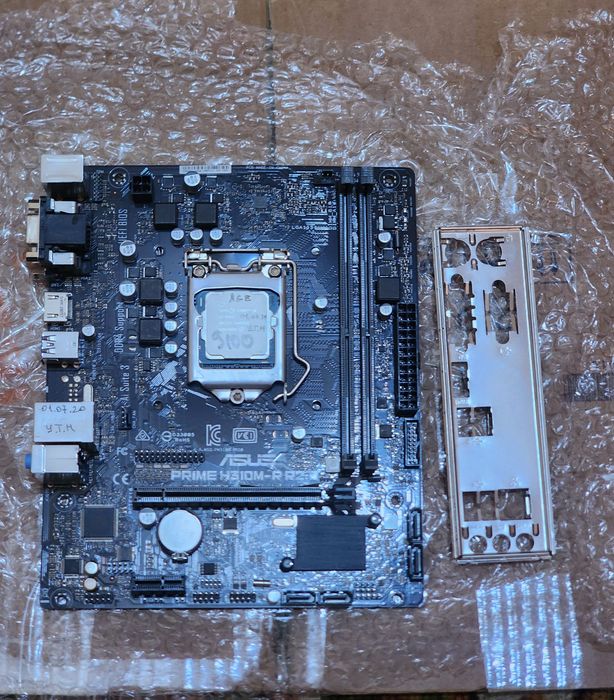 Продам комплект мат плата + i3 9100