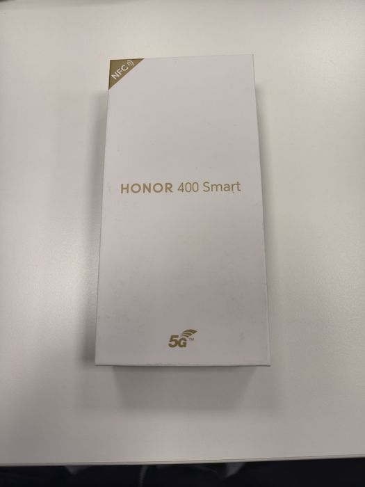 Продавам Honor 400 Smart 5g
