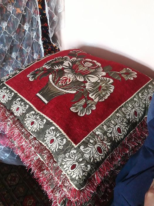 6 shtuk ko'pchik satiladi