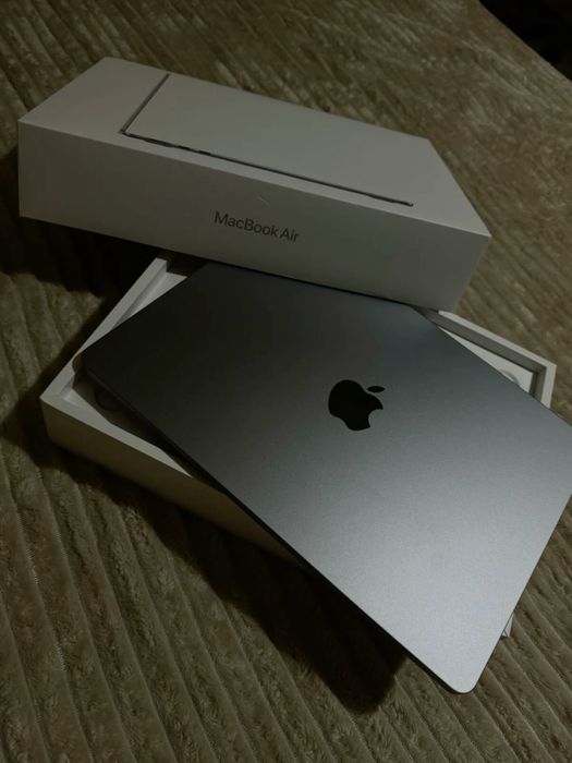 Macbook air m2 16gb озу 256 ssd
