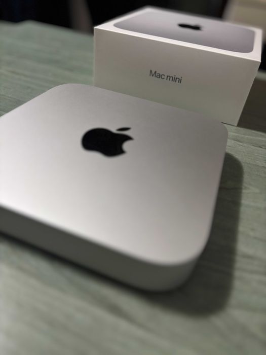 Mac mini M2 (8GB RAM / 256GB SSD)