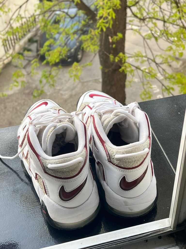 Adidasi Originali Nike Uptempo