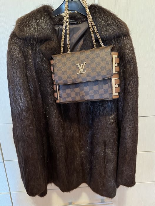 Haina super eleganta din blana de nurca