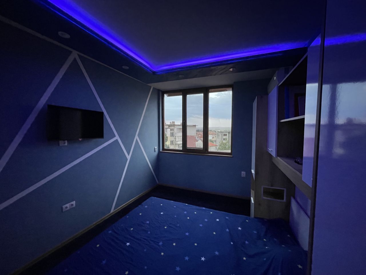 Продава се Тристаен апартамент в Айтос - 66 кв.м за 1546 €/кв.м - Снимка #11