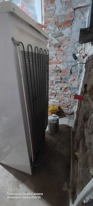 Продавам хладилник