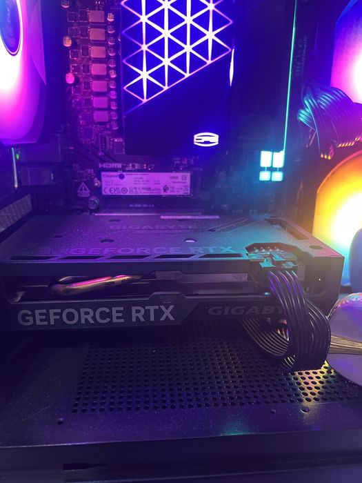 Продам 4060/8 GIGABYTE