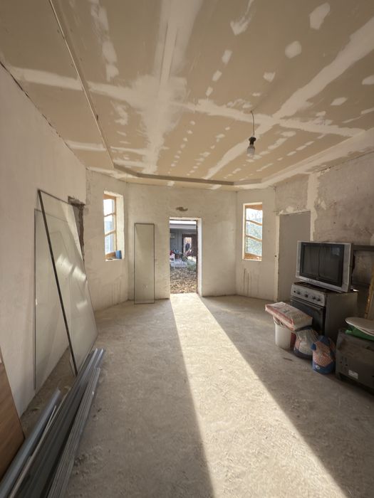 Назарбек текистилда ховли сотилади зудлик билан