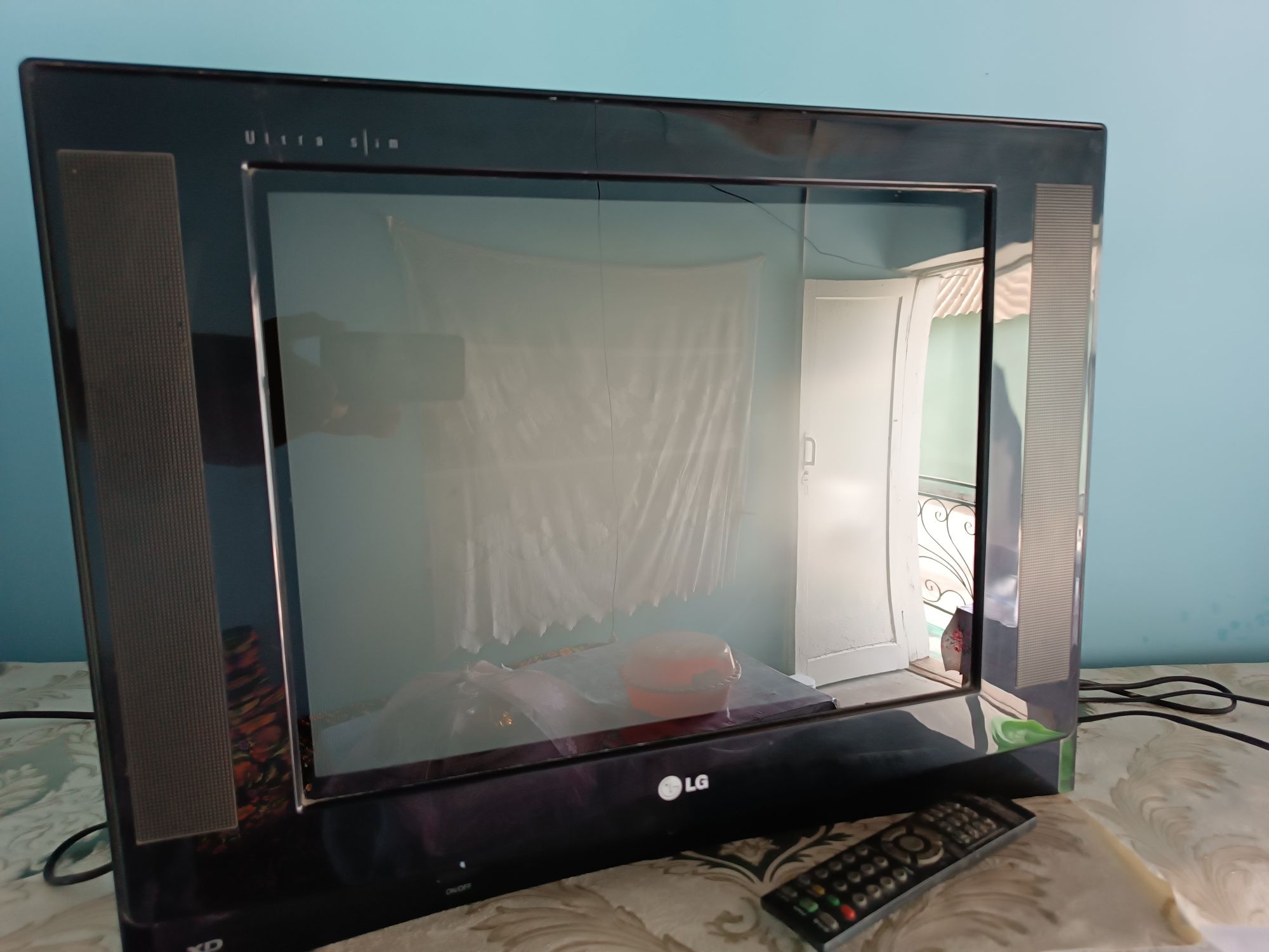 Телевизор LG продается