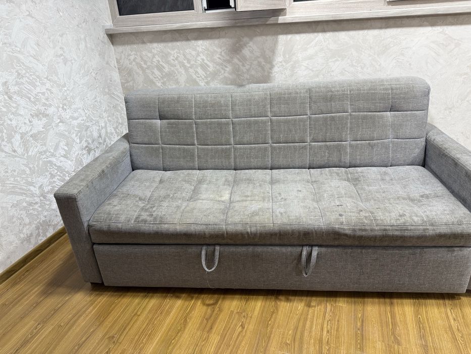 Divan transformer B/U