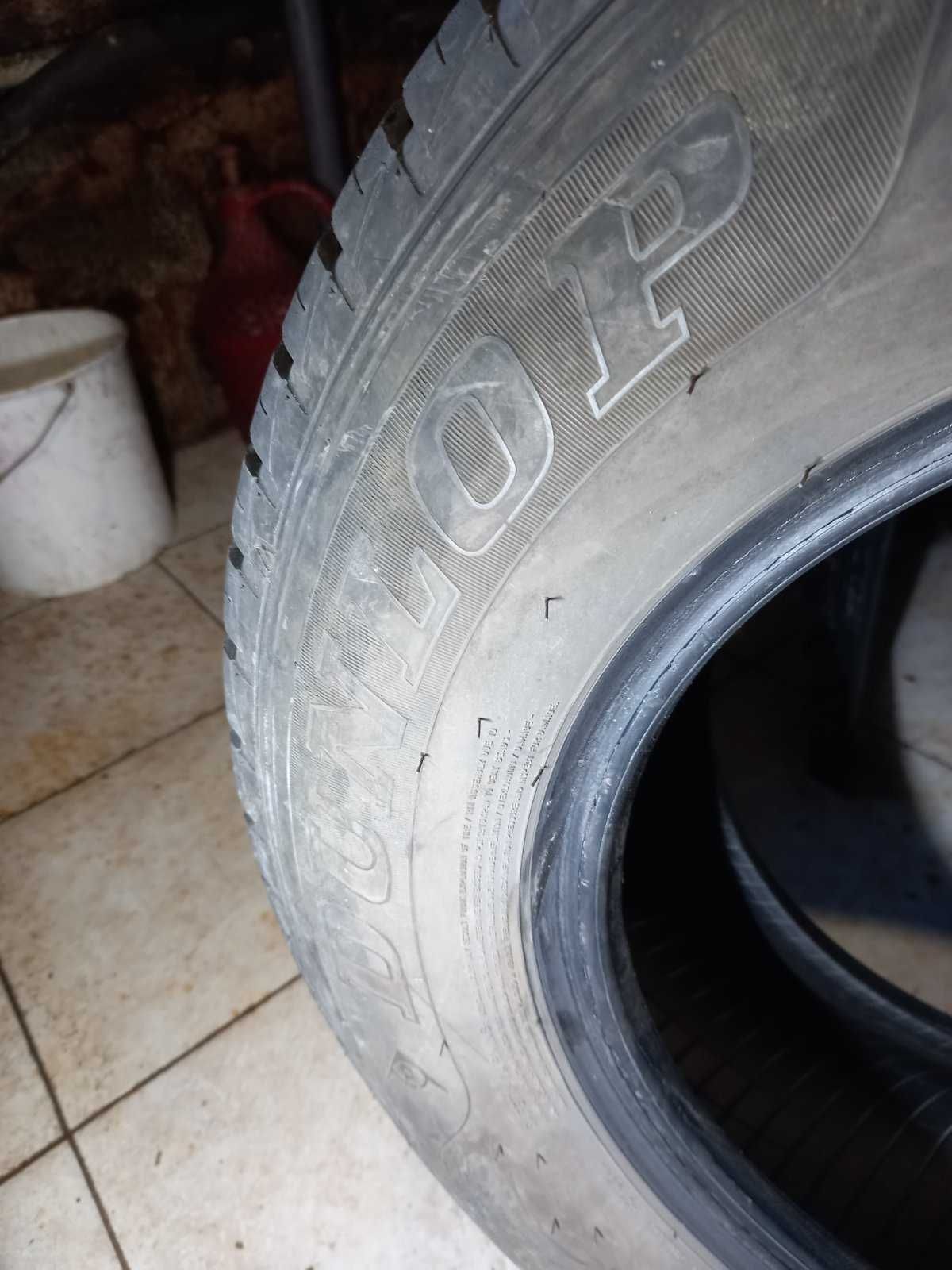 Продавам бусови гуми DUNLOP 205/70/15