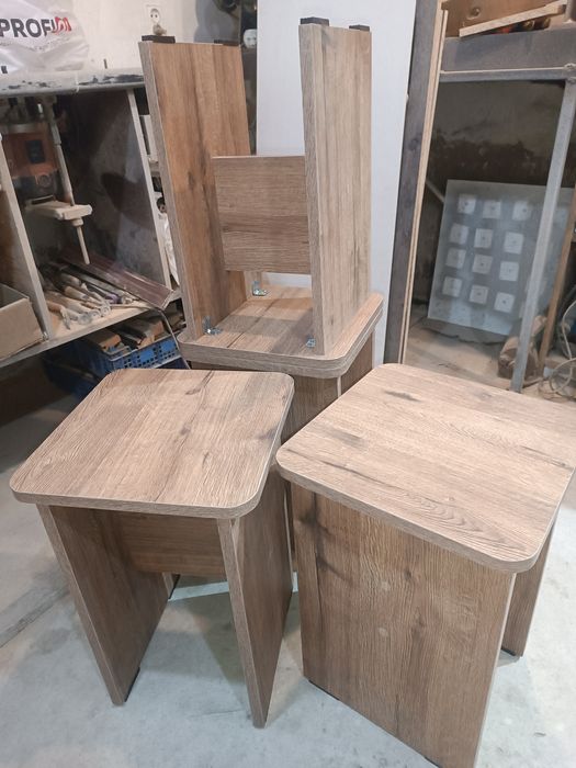 Продам новые табуретки