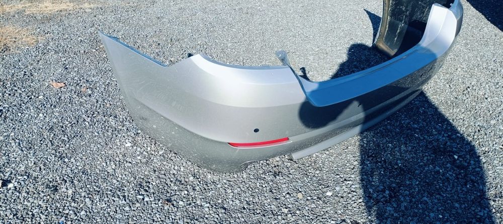 Bră spate .Praguri BMW F 10
