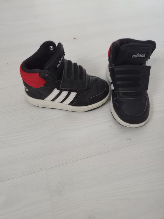 Adidași copii mărimea 25