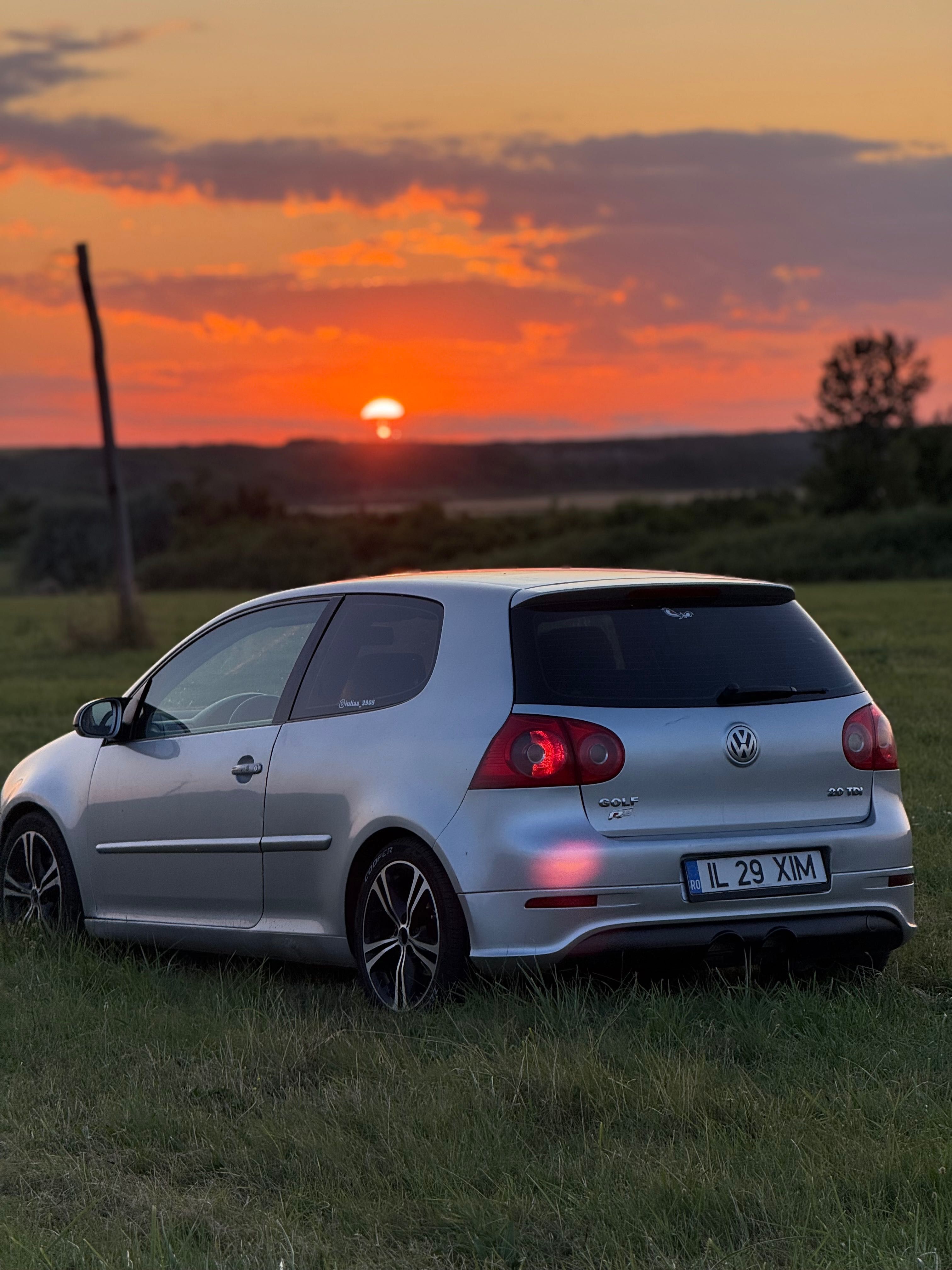 vând vw golf 5 2.0 TDI
