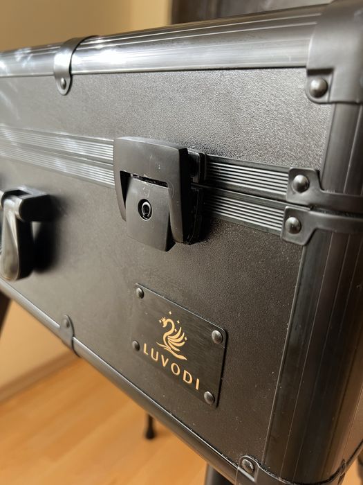 Голям куфар за грим и козметика Luvodi