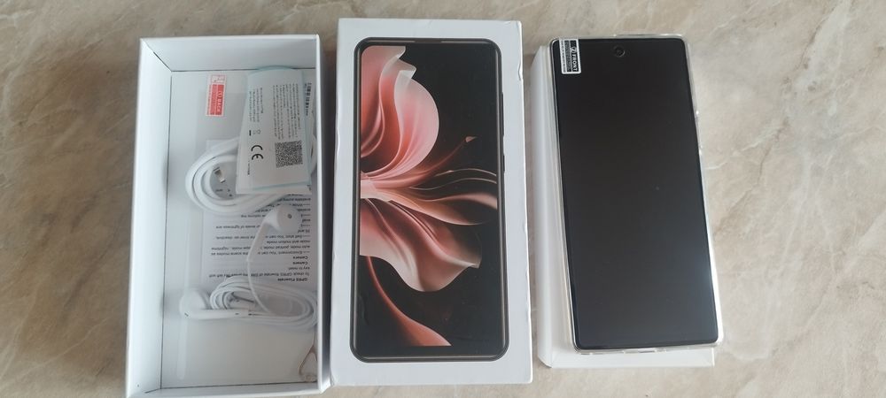 Продам телефон! Обсалютно новый.