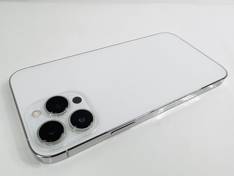 Apple iPhone 13 Pro 256GB Silver 96% Батерия! Гаранция!