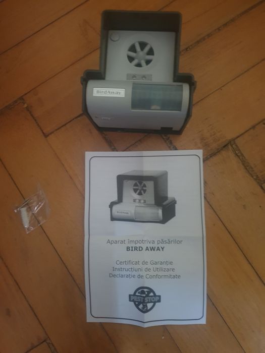 Dispozitiv pentru alungarea păsărilor