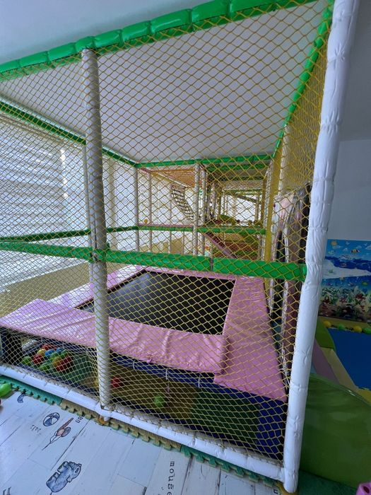 Ansamblu loc de joaca interior