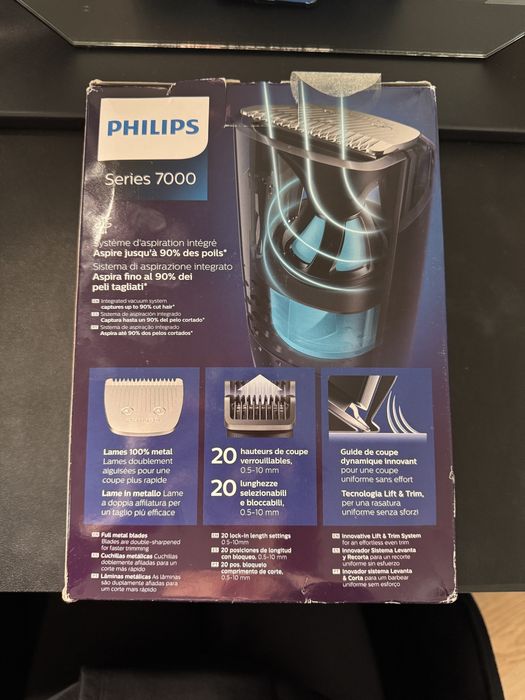 Philips series 7000 - aparat de tuns barba cu aspirare