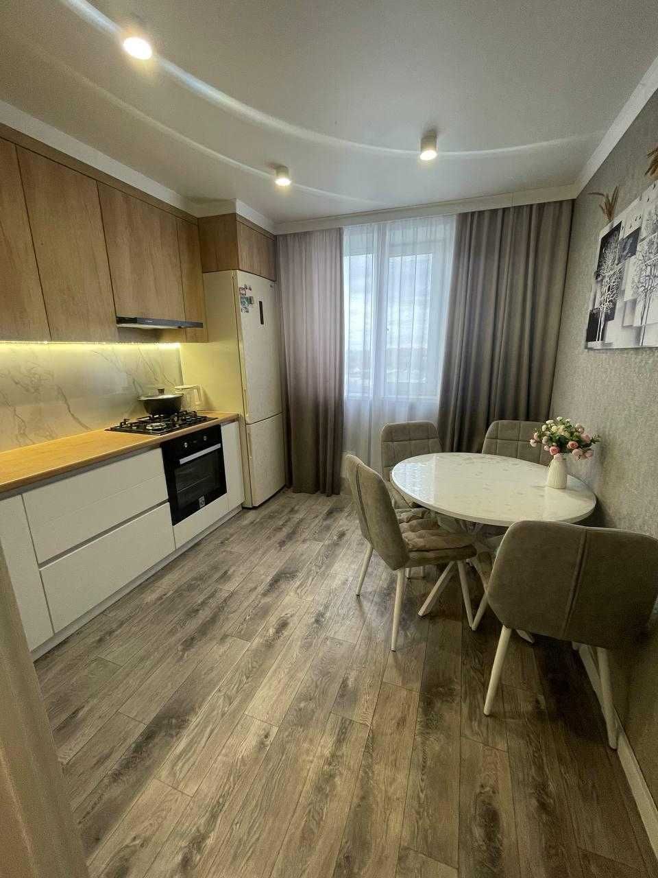 Продам 2х-ком квартиру в 7 микрорайоне