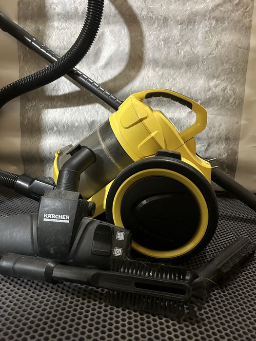 Продам пылесос Karcher