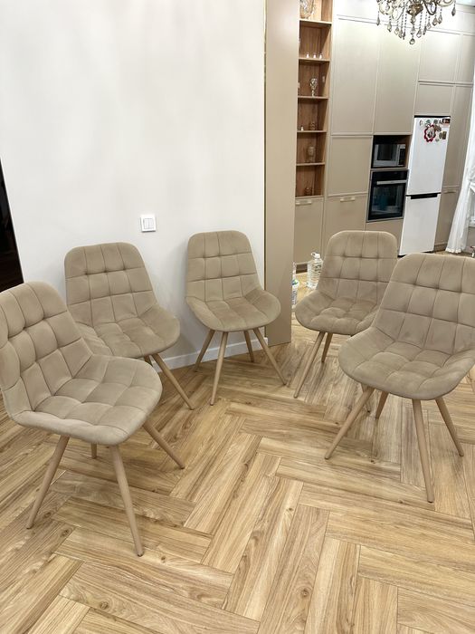 Продам 5 стульев