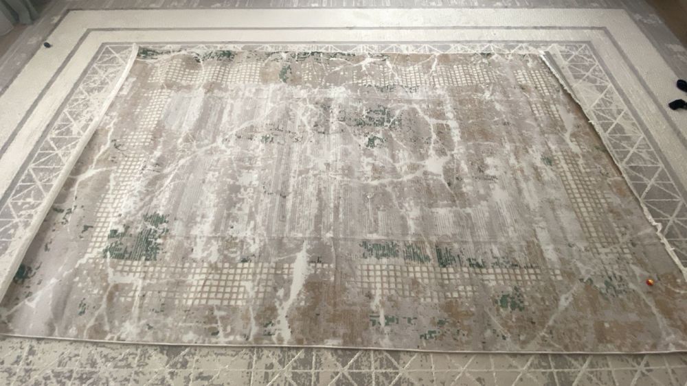 Ковер новый 2/3 размер