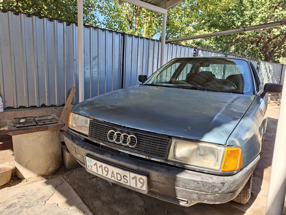 Продам Ауди 80/ 1,8 монотроник