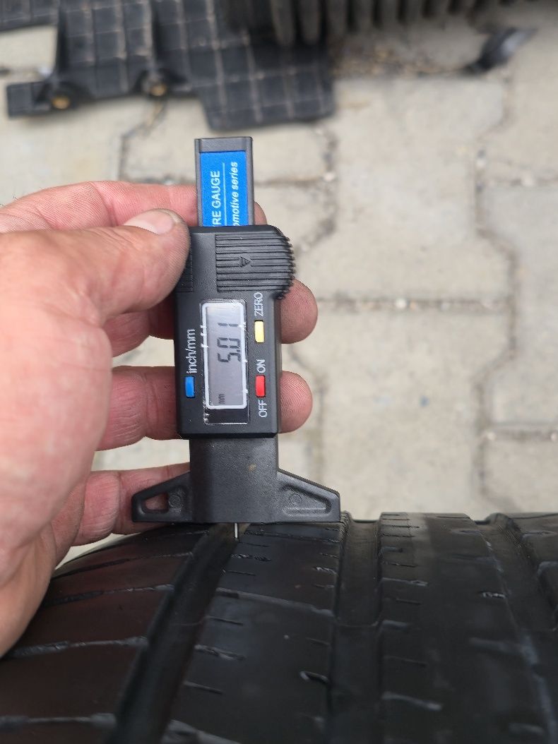 245 45 19 Pirelli