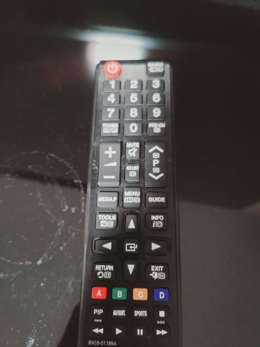 Продавам оригинално дистанционно управление Самсунг /  Samsung