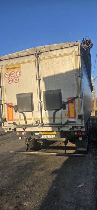 Închiriez/Vând bena cereale Wielton/Schimb cu prelata