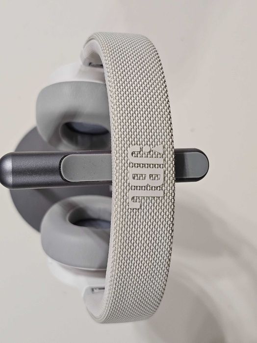 Casti wireless Bluetooth Over Ear JBL Live650BTNC  Gri/albe