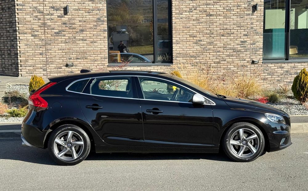 Volvo V40 R -Design 2016 bi xenon2.0 euro6
