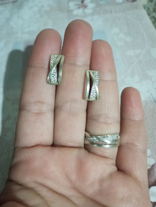 Кумуш Камплект. Узук сотлади.